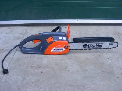 [37] Kettingzaag elektrisch