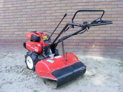 [19] Frees tweewieler